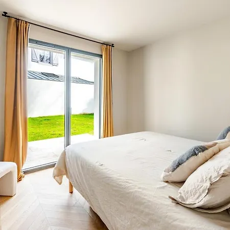 Villa Bright Architectural House, And Center Within Walking Distance
