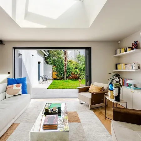Bright Architectural House, And Center Within Walking Distance Anglet